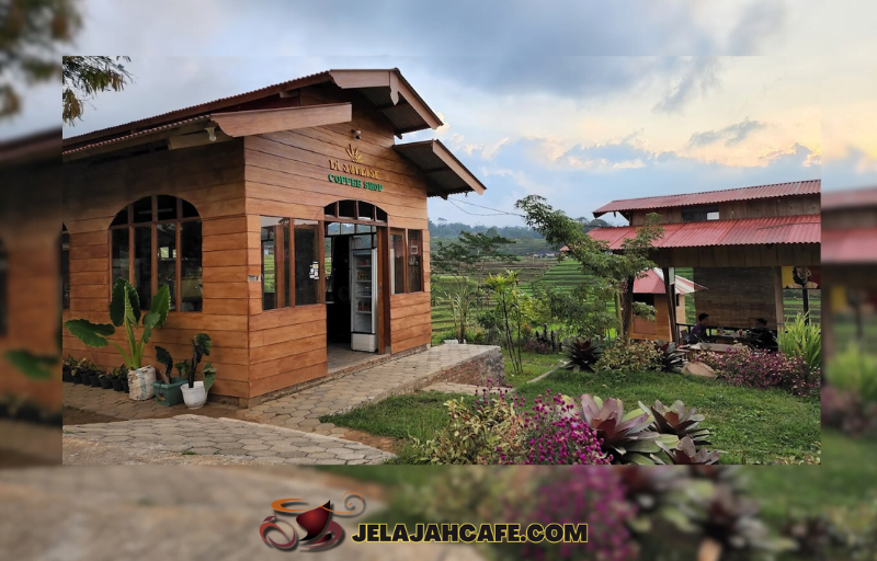 Sunrise Cafe Trawas