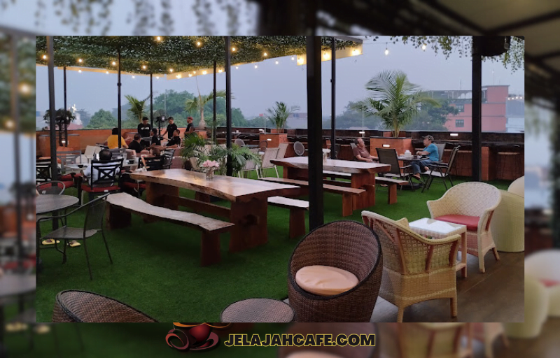 Centuri Cafe Rooftop