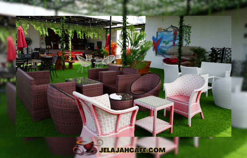 Centuri Cafe Rooftop