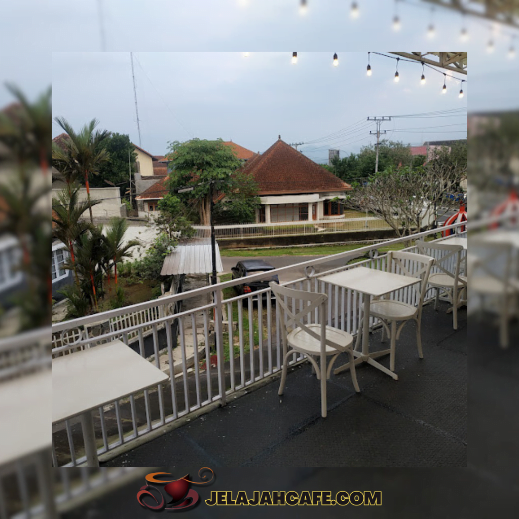 Seven Cafe & Resto