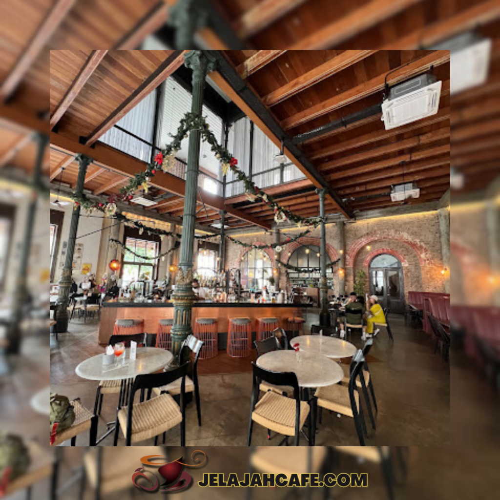 Spiegel Bar & Bistro