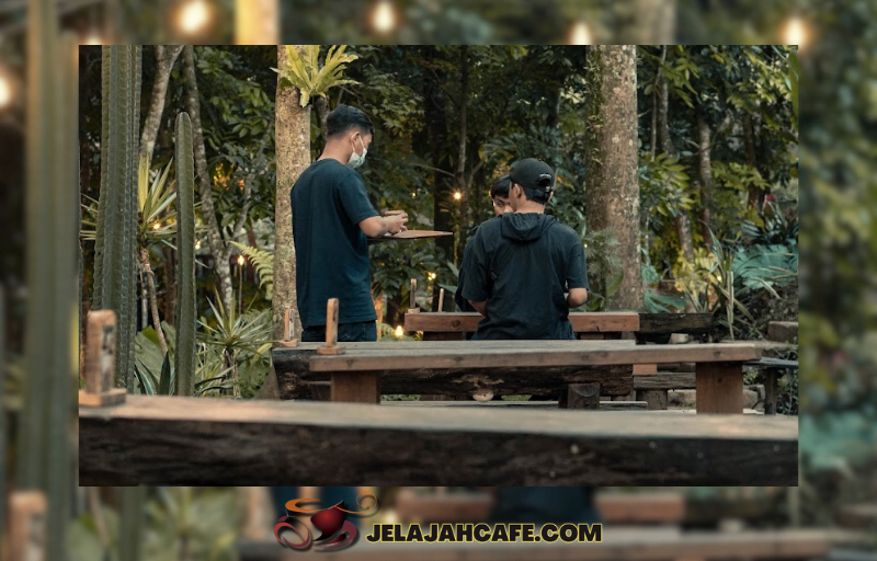 Alas Trawas Cafe