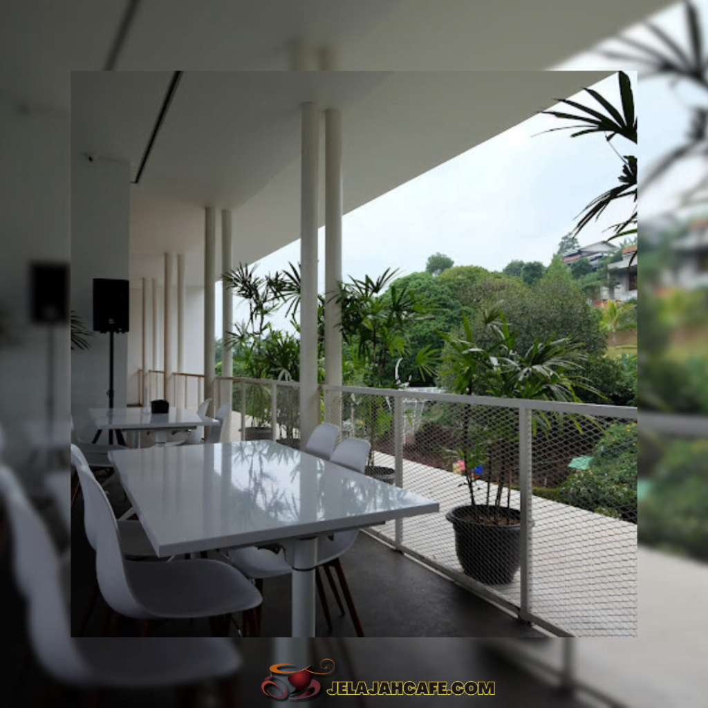 Sudut Pandang Bandung Cafe