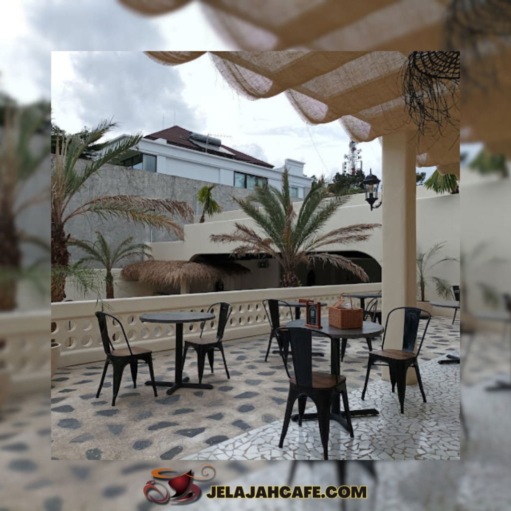 La Breeze Cafe