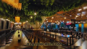 Adess Pool dan Ades Cafe
