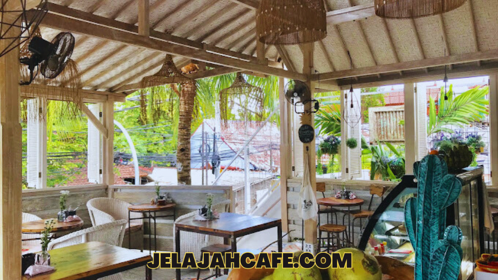 The Deck cafe