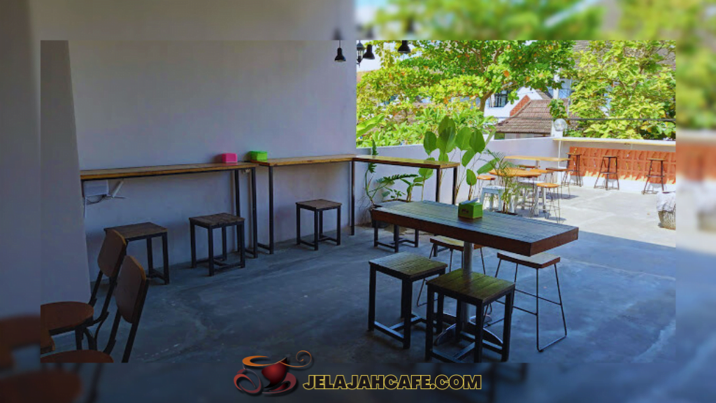 Suasana di Semerbak Coffee