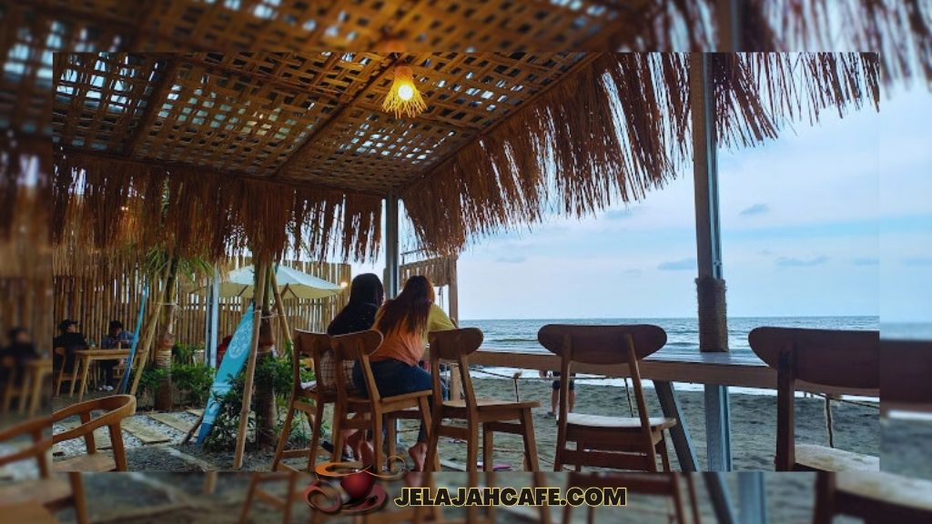 Suasana di Kapeo On The Beach