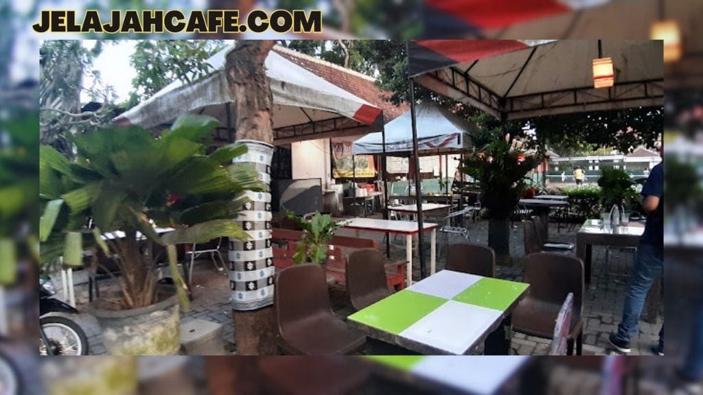 Suasana di D'Pochi Cafe
