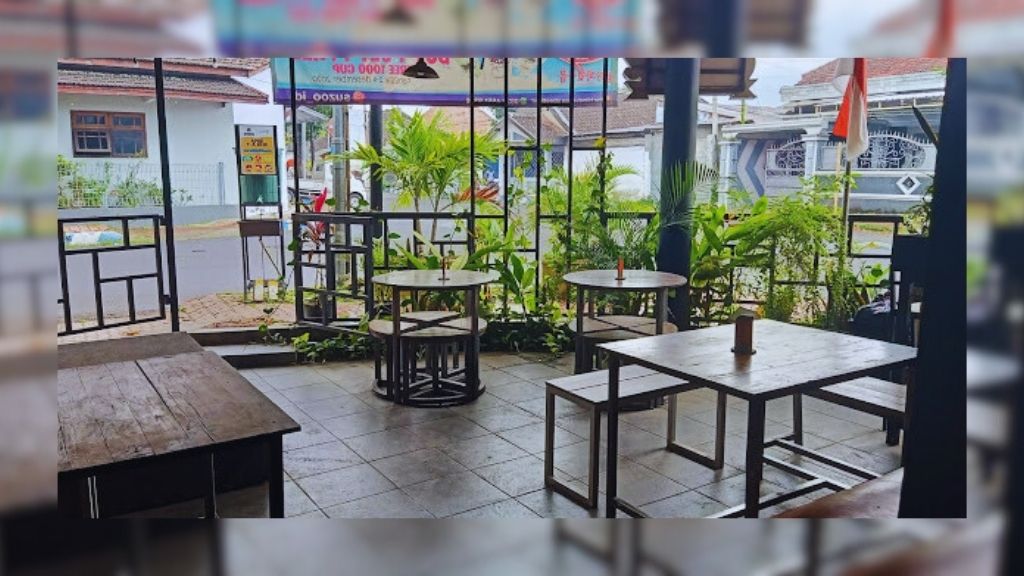 Suasana di DRK Cafe N Resto